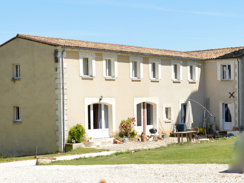French property for sale in Charras, Charente - €77,777 - photo 2