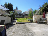 Maison à vendre à Salles-Lavalette, Charente - 139.949 € - photo 5