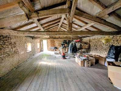 French property for sale in Anché, Vienne - €72,000 - photo 6