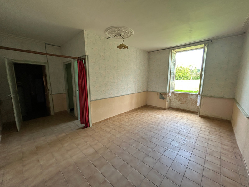 French property for sale in Saint-Laurent-de-la-Salle, Vendée - €36,600 - photo 5