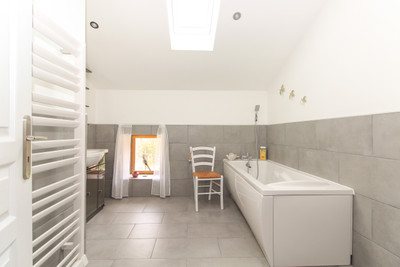 French property for sale in Chiché, Deux-Sèvres - €193,000 - photo 10