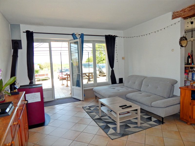 French property for sale in Villebois-Lavalette, Charente - €130,000 - photo 3