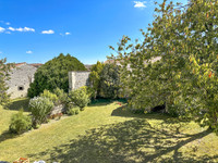 Maison à vendre à Louzignac, Charente-Maritime - 249.500 € - photo 4
