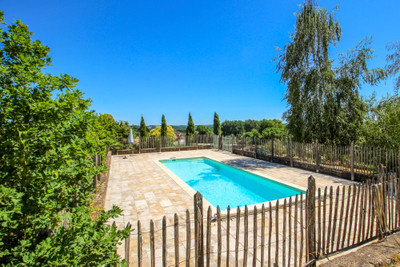 French property for sale in Val de Louyre et Caudeau, Dordogne - €284,000 - photo 2