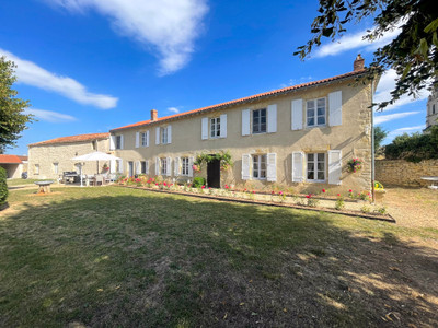 Maison à vendre à Sainte-Verge, Deux-Sèvres, Poitou-Charentes, avec Leggett Immobilier