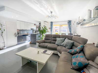 Appartement à vendre à Mougins, Alpes-Maritimes, PACA, avec Leggett Immobilier