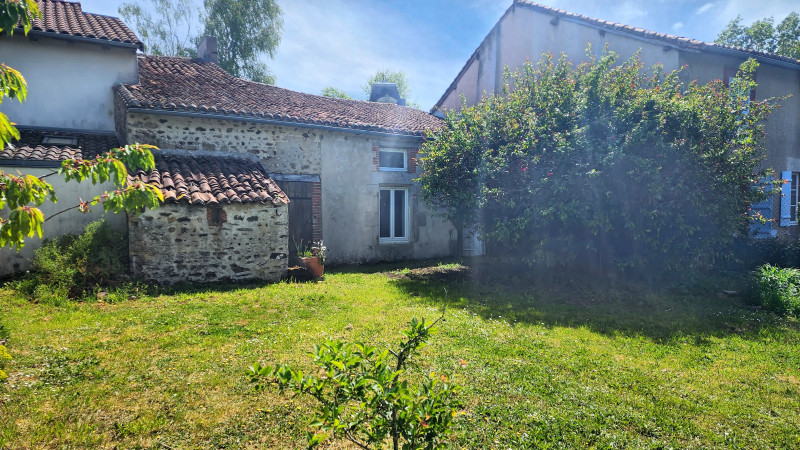 French property for sale in Val d'Issoire, Haute-Vienne - €56,600 - photo 1