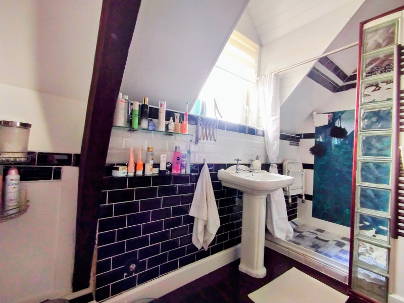 French property for sale in Sourdeval, Manche - €189,000 - photo 10