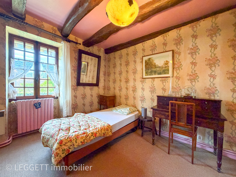 French property for sale in Pinsac, Lot - €288,000 - photo 9