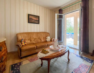 Maison à vendre à Saint-Pantaléon-de-Larche, Corrèze - 345.000 € - photo 9