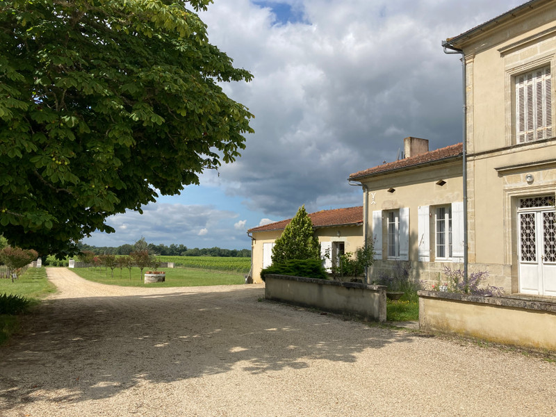 French property for sale in Saint-Seurin-de-Cadourne, Gironde - &#8364;2,500,000 - photo 4