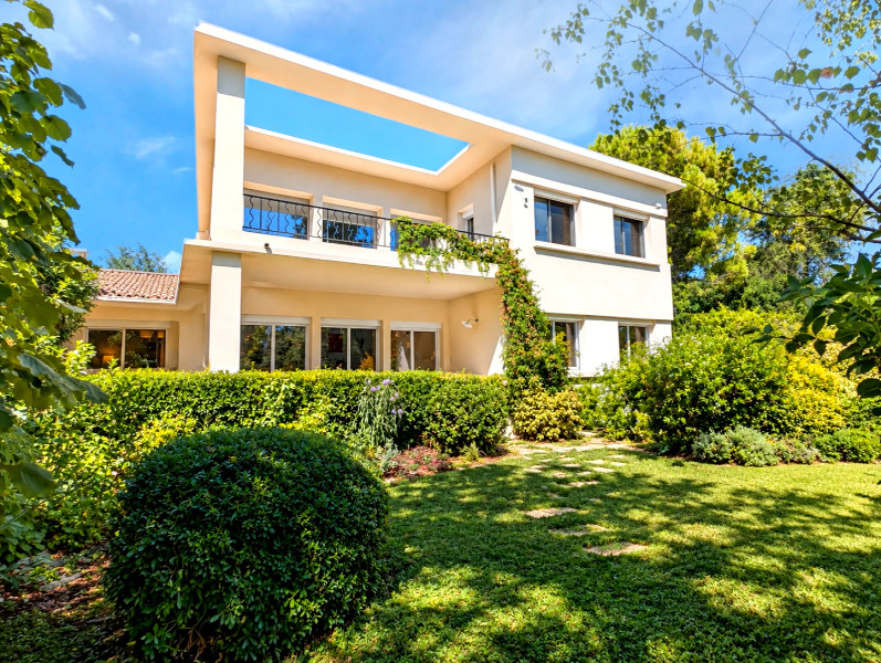Propriété à vendre à Avignon, Vaucluse - 570 000 €