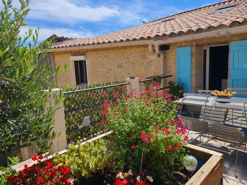 French property for sale in Lédenon, Gard - €349,000 - photo 9