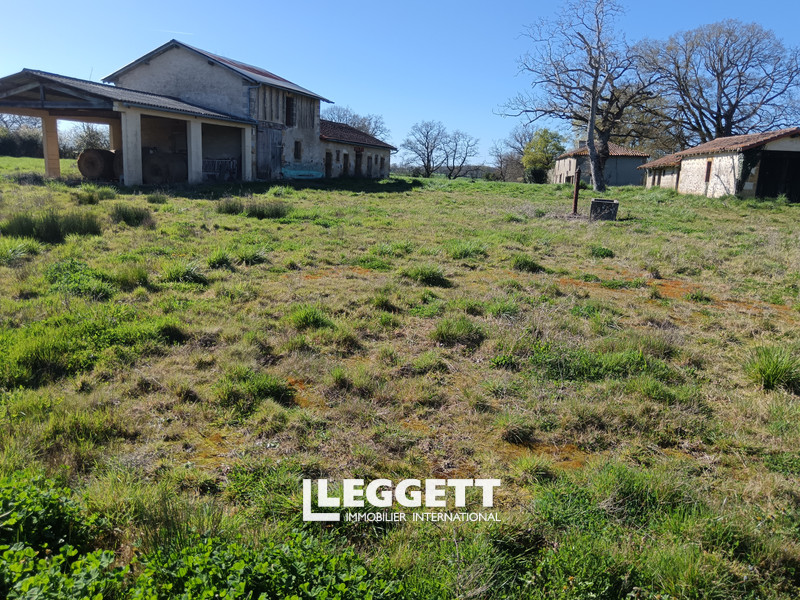 Maison 280m² — Availles-Limouzine
