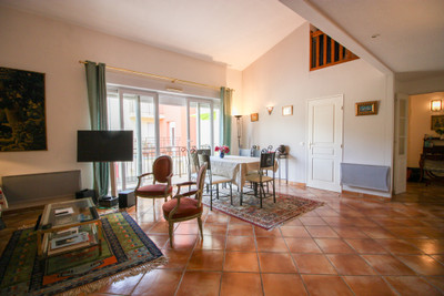 Appartement à vendre à Vaison-la-Romaine, Vaucluse, PACA, avec Leggett Immobilier