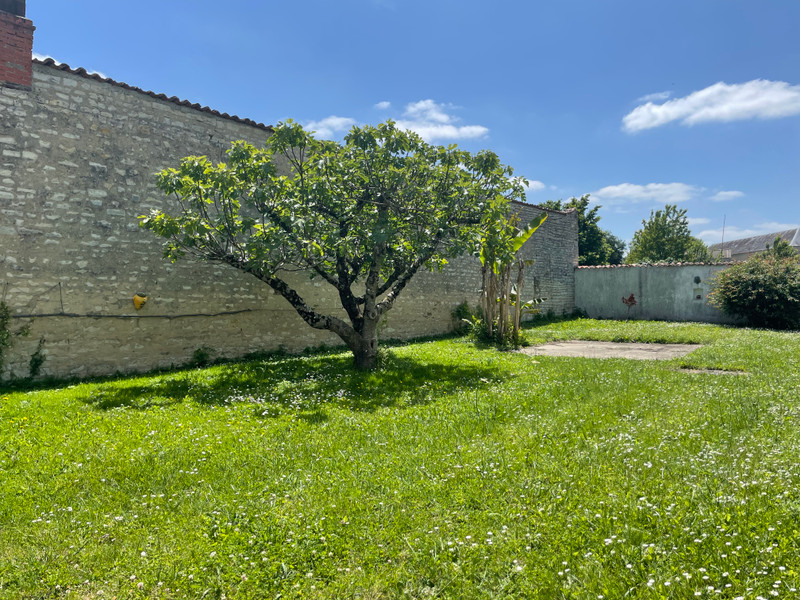 French property for sale in Aigre, Charente - €135,000 - photo 2