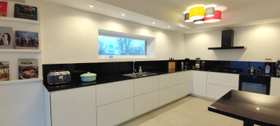 French property for sale in Isigny-sur-Mer, Calvados - €334,576 - photo 2