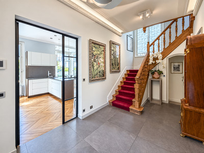 French property for sale in Saint-Cloud, Hauts-de-Seine - €3,300,000 - photo 2