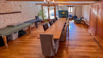 French property for sale in Bercloux, Charente-Maritime - €572,400 - photo 6