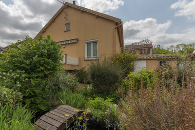 Maison à vendre à Bonnières-sur-Seine, Yvelines, Île-de-France, avec Leggett Immobilier