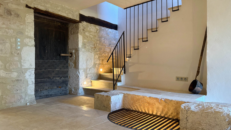 French property for sale in Castelnau Montratier-Sainte Alauzie, Lot - €410,000 - photo 7