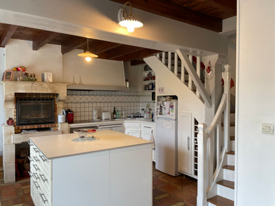 French property for sale in Chef-Boutonne, Deux-Sèvres - €267,500 - photo 9