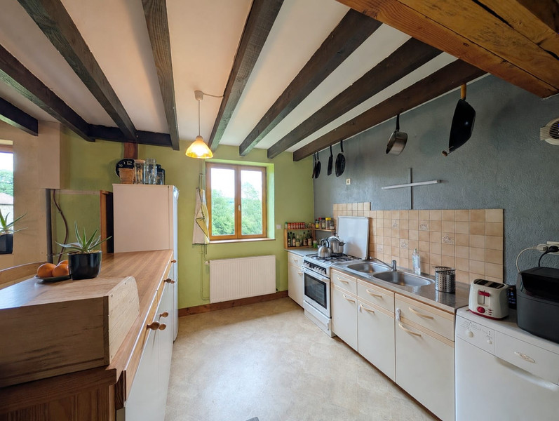 French property for sale in Saint-Marc-à-Loubaud, Creuse - €149,330 - photo 3