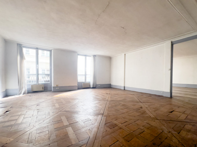 French property for sale in Paris 6e Arrondissement, Paris - €5,400,000 - photo 2