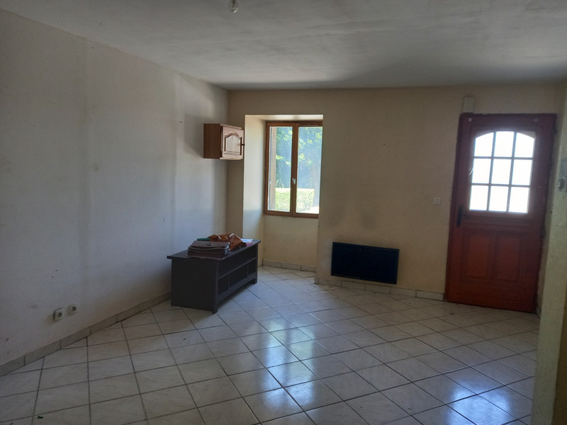 French property for sale in Uzerche, Corrèze - €104,500 - photo 2