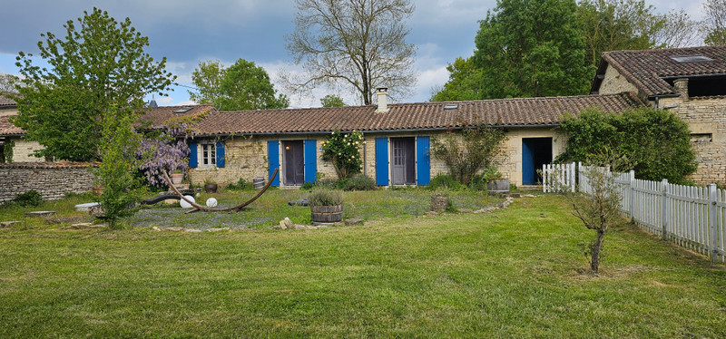 Maison à vendre à Brûlain, Deux-Sèvres - 174 900 € - photo 1