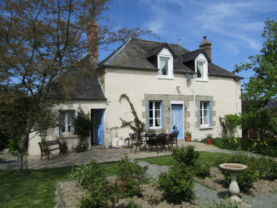 Maison à vendre à Saint-Aignan-de-Couptrain, Mayenne, Pays de la Loire, avec Leggett Immobilier
