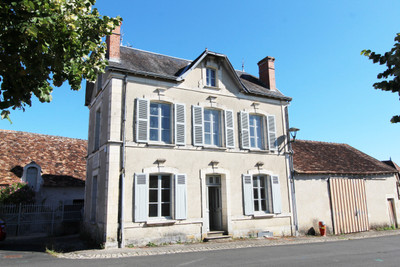 Maison à vendre à Béthines, Vienne, Poitou-Charentes, avec Leggett Immobilier