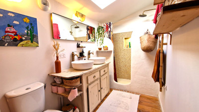French property for sale in Montouliers, Hérault - €398,000 - photo 8