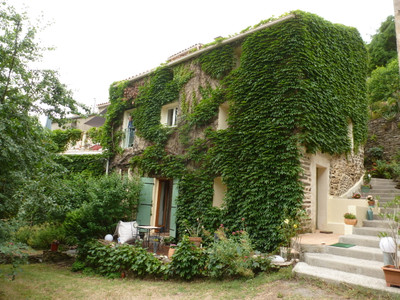 Maison à vendre à Villeneuve-Minervois, Aude, Languedoc-Roussillon, avec Leggett Immobilier