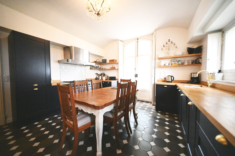 French property for sale in Loches, Indre-et-Loire - €1,000,000 - photo 4