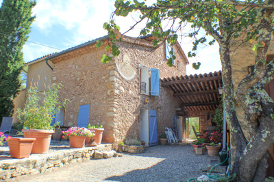 French property for sale in Entrecasteaux, Var - €560,000 - photo 1
