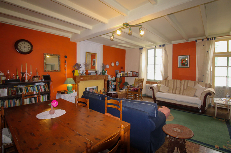French property for sale in Fontenet, Charente-Maritime - €304,950 - photo 9