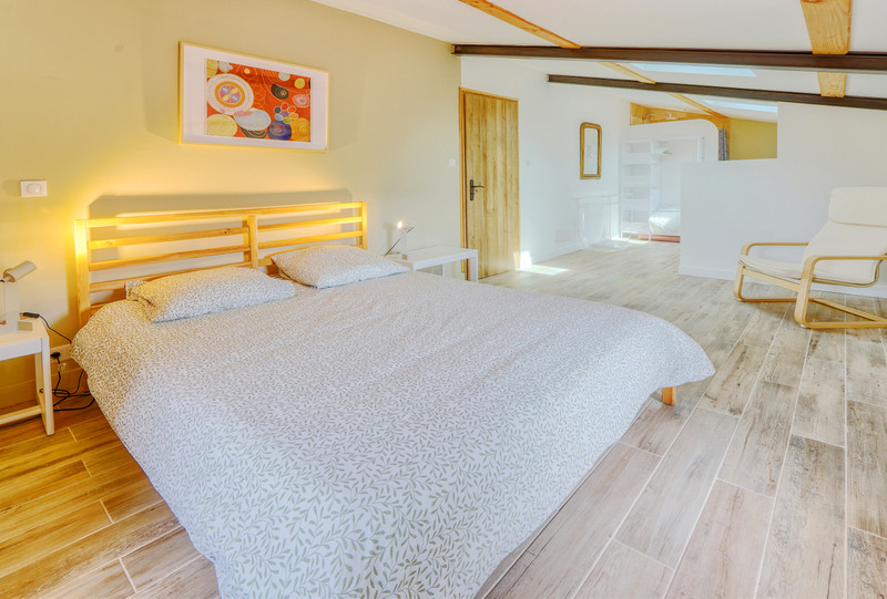French property for sale in Rustrel, Vaucluse - €350,000 - photo 6