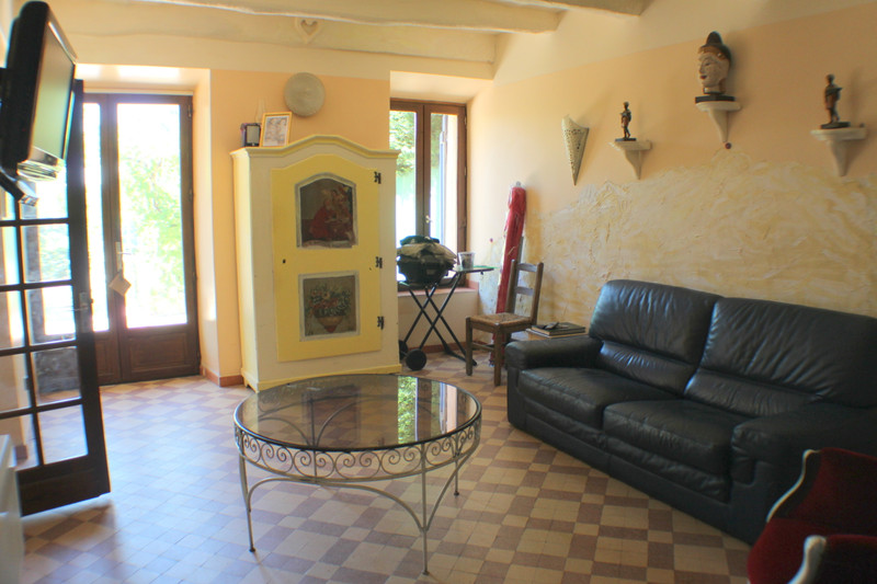 French property for sale in Régusse, Var - &#8364;469,000 - photo 8