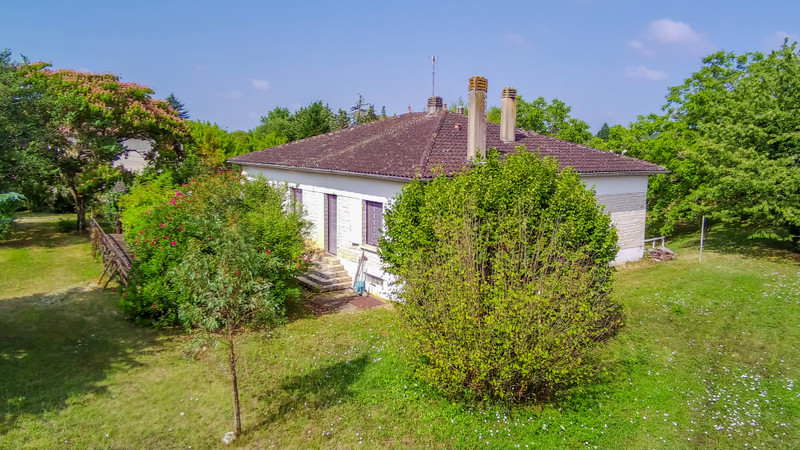 French property for sale in Bergerac, Dordogne - €399,000 - photo 2