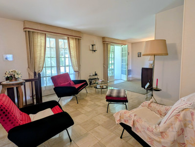 French property for sale in Châlus, Haute-Vienne - €194,400 - photo 7