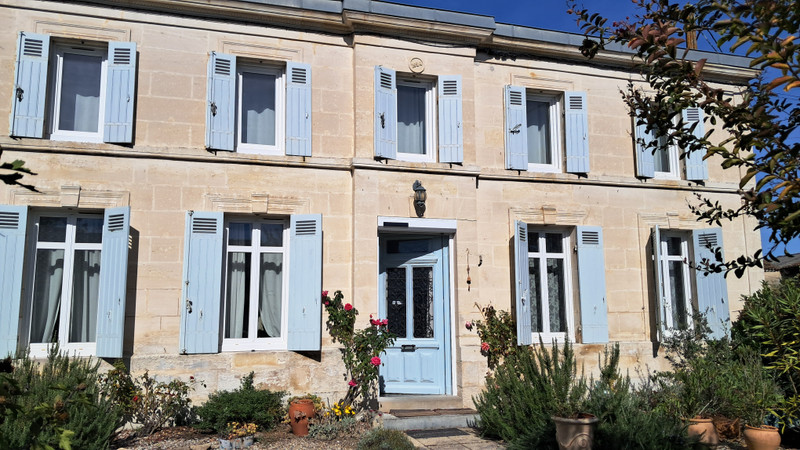 French property for sale in Blaye, Gironde - €299,980 - photo 6