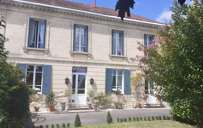 French property for sale in Saint-Ciers-de-Canesse, Gironde - €670,000 - photo 8
