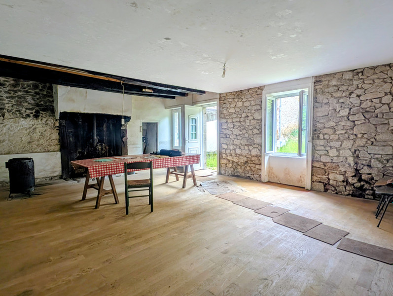 French property for sale in Bussière-Galant, Haute-Vienne - €205,200 - photo 3