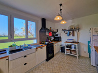 Maison à vendre à Chabrac, Charente - 233.200 € - photo 3