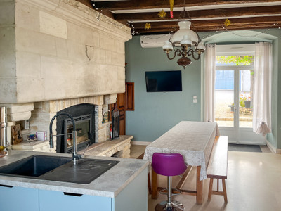 French property for sale in Ruffec, Charente - €399,000 - photo 3