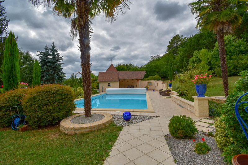 French property for sale in Cublac, Corrèze - €420,000 - photo 1