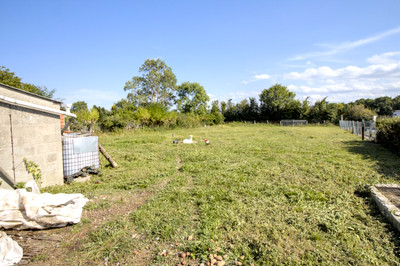 French property for sale in Subles, Calvados - €172,800 - photo 7