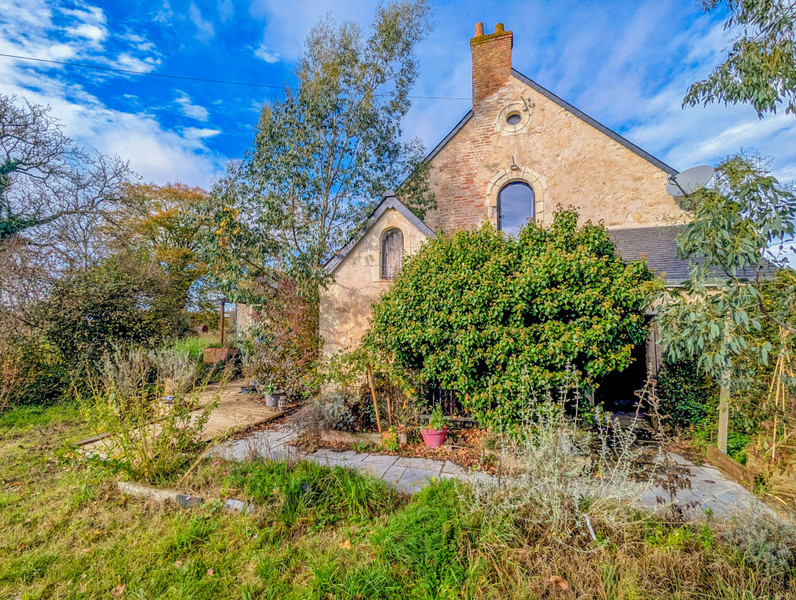 French property for sale in Courcelles-de-Touraine, Indre-et-Loire - €427,000 - photo 7