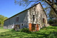 Propriété à vendre à Viam, Corrèze - 318 000 € - photo n°1